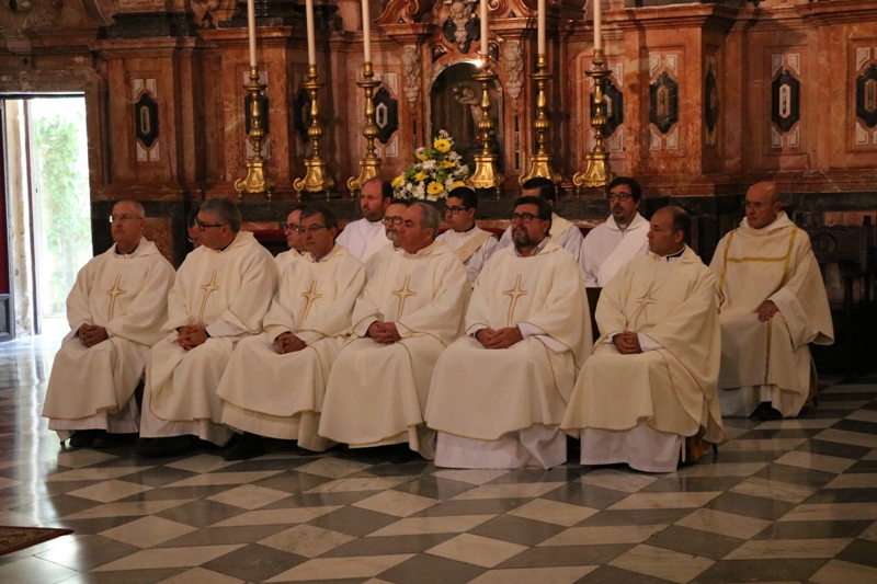 18 sacerdotes del clero sevillano celebran este jueves sus Bodas de Oro y Plata en la Seo hispalense