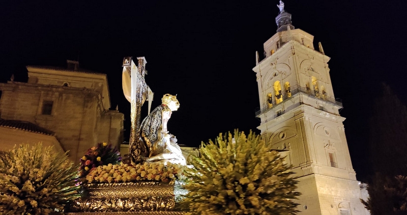 Guadix celebró a Patrona, la Virgen de las Angustias, y la sacó en procesión con más devoción que nunca