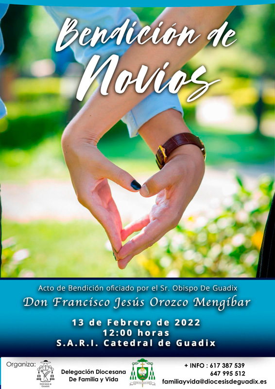 Familia Bendición novios catedral 2 13 2 2022