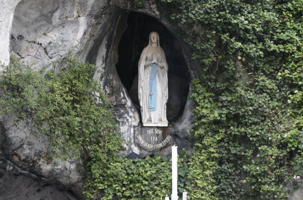 Virgen María de Lourdes