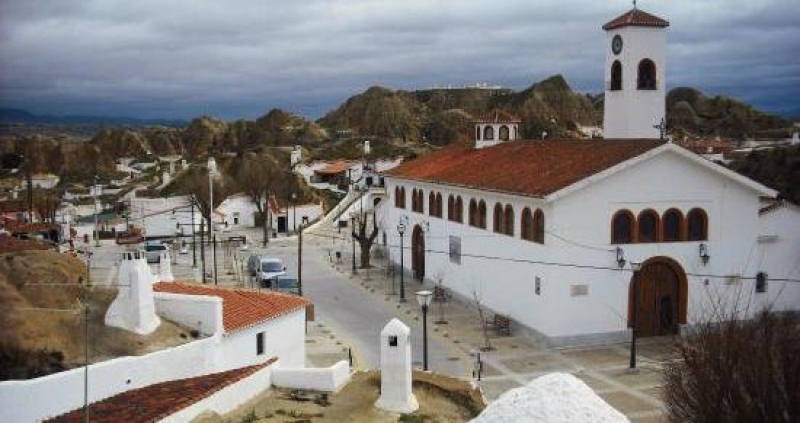 Comienza la vista pastoral a las parroquias de la ciudad de Guadix