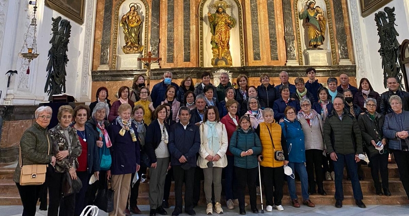 La Hermandad del Sagrado Corazón de Jesús, de Caniles, peregrinó a Sevilla