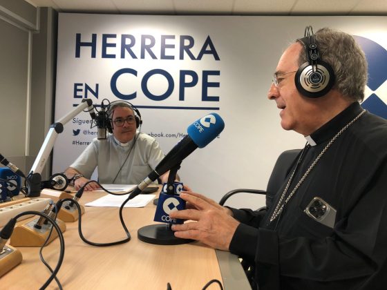 EL ESPEJO | Entrevista a monseñor Juan José Asenjo, arzobispo emérito de Sevilla (20-05-2022)