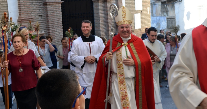 ¡Felicidades D. Francisco Jesús, que Dios le bendiga!: el clero felicita al obispo en su onomástica