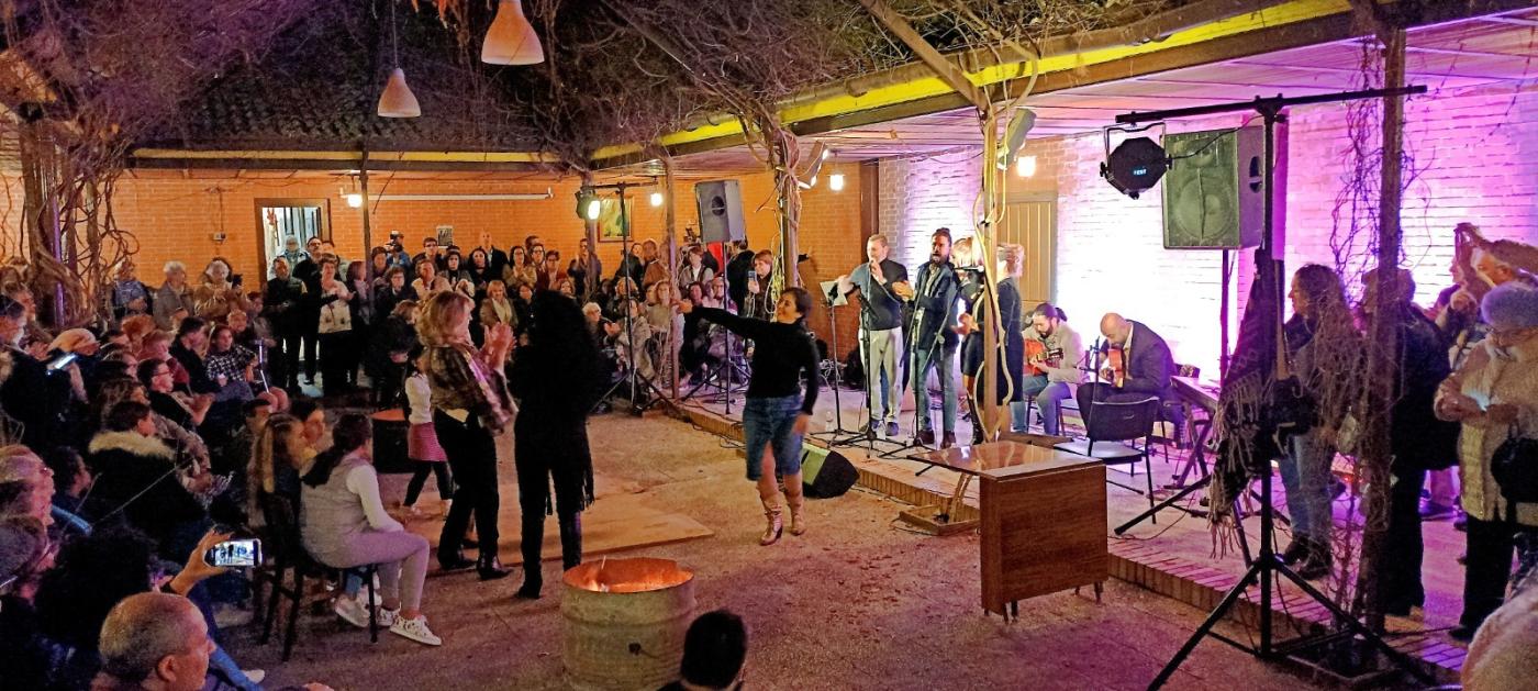 Zambomba de la parroquia de los ángeles