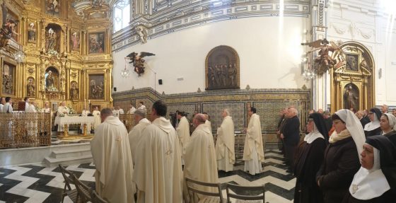 Mons. Saiz preside el acto de bendición e inauguración de la iglesia Santa Clara