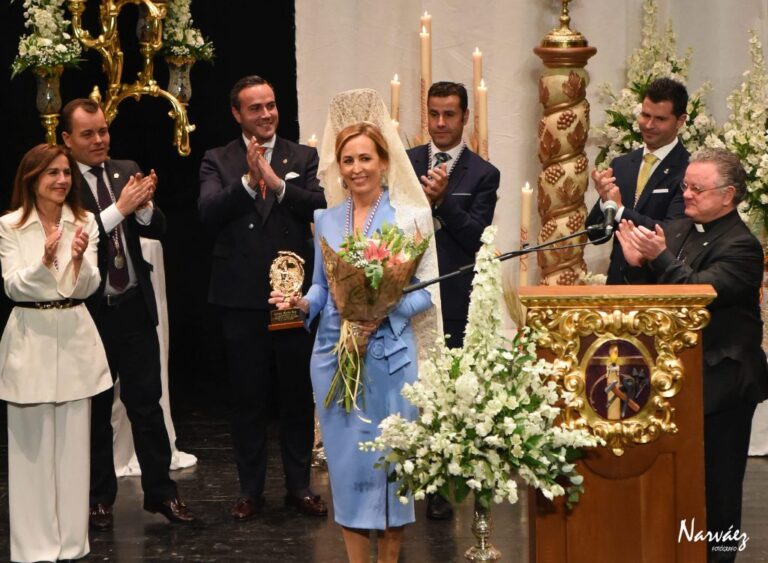 Carmen Morillo Ruiz lleva a la gloria a Baeza con su pregón
