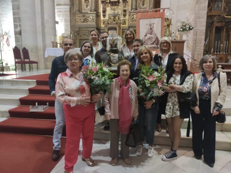 Fiesta y convivencia en San Juan Evangelista de Mancha Real