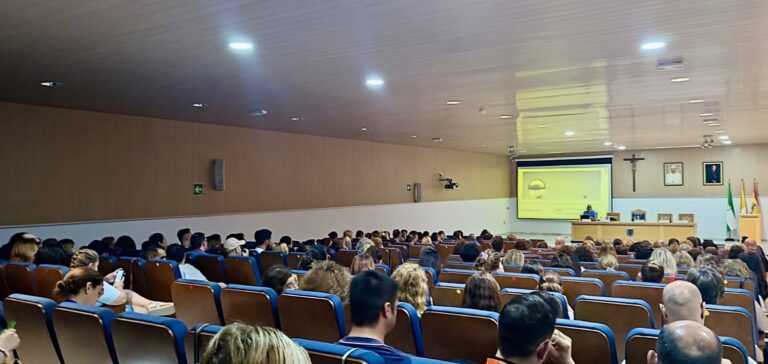 Docentes de Religión se reúnen en Almería para reforzar su identidad e impulsar mejoras para el próximo curso