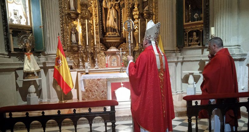 El obispo presidió la Misa del beato Manuel Medina Olmos en la catedral de Guadix