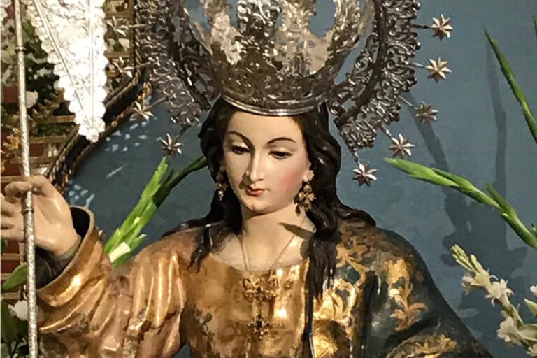 Hoy, ofrenda floral en Otura a la Virgen de la Aurora