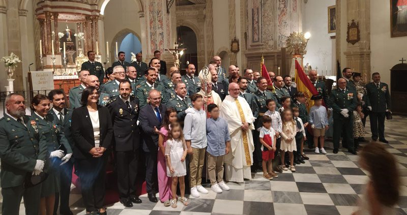 El obispo presidió la celebración de la Patrona de la Guardia Civil, la Virgen del Pilar, en Baza