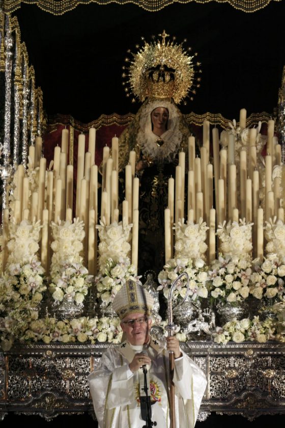 Virgen de las Angustias, Coronación, Sevilla, Sanlúcar La Mayor (8)