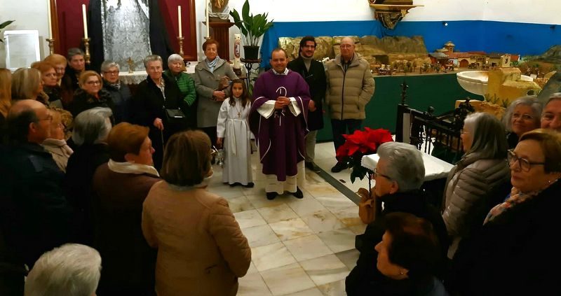 La parroquia de Santa María y San Pedro de Caniles inaugura y bendice su Belén