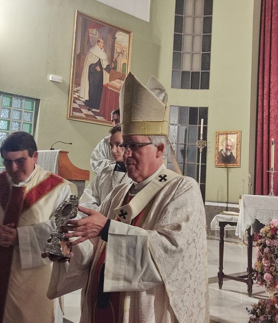 Mons Saiz en la Parroquia Buen Pastor y San Juan de la Cruz-14-12-2023 (4)