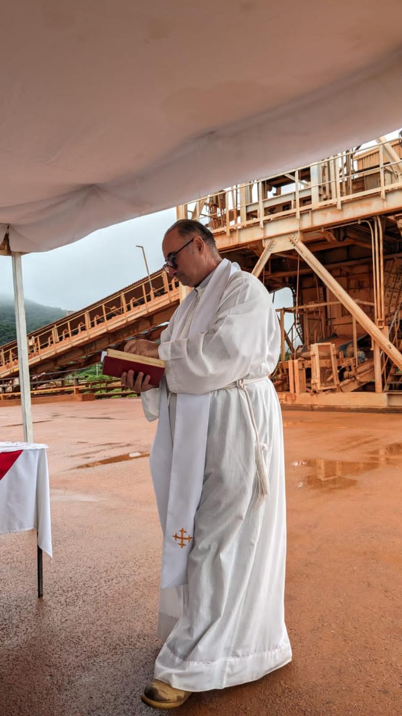 Bendición de la primera carga de Bauxita en la mina de El Jobal