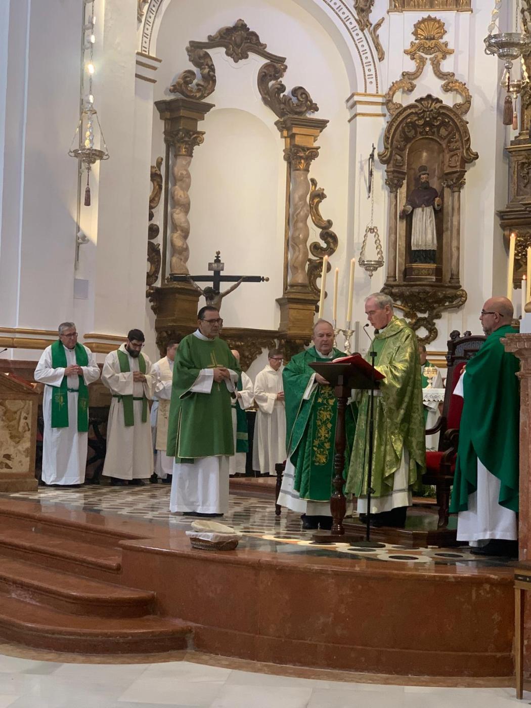 Toma de posesión en la parroquia de los Santos Mártires y San Juan, presidida por el Sr. Obispo