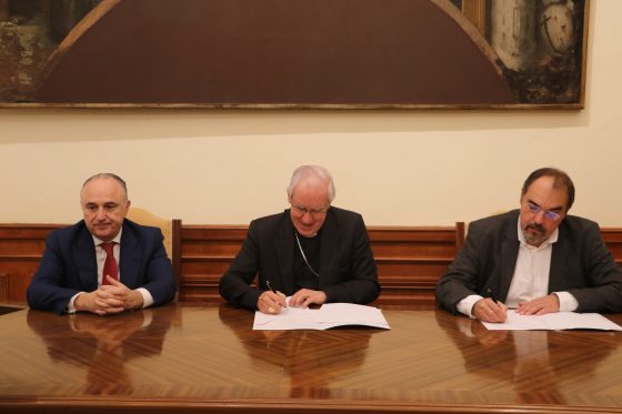 Firma de convenio (5)