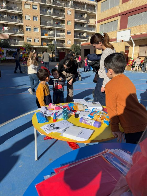 Voluntarios sevillanos en Valencia (9)