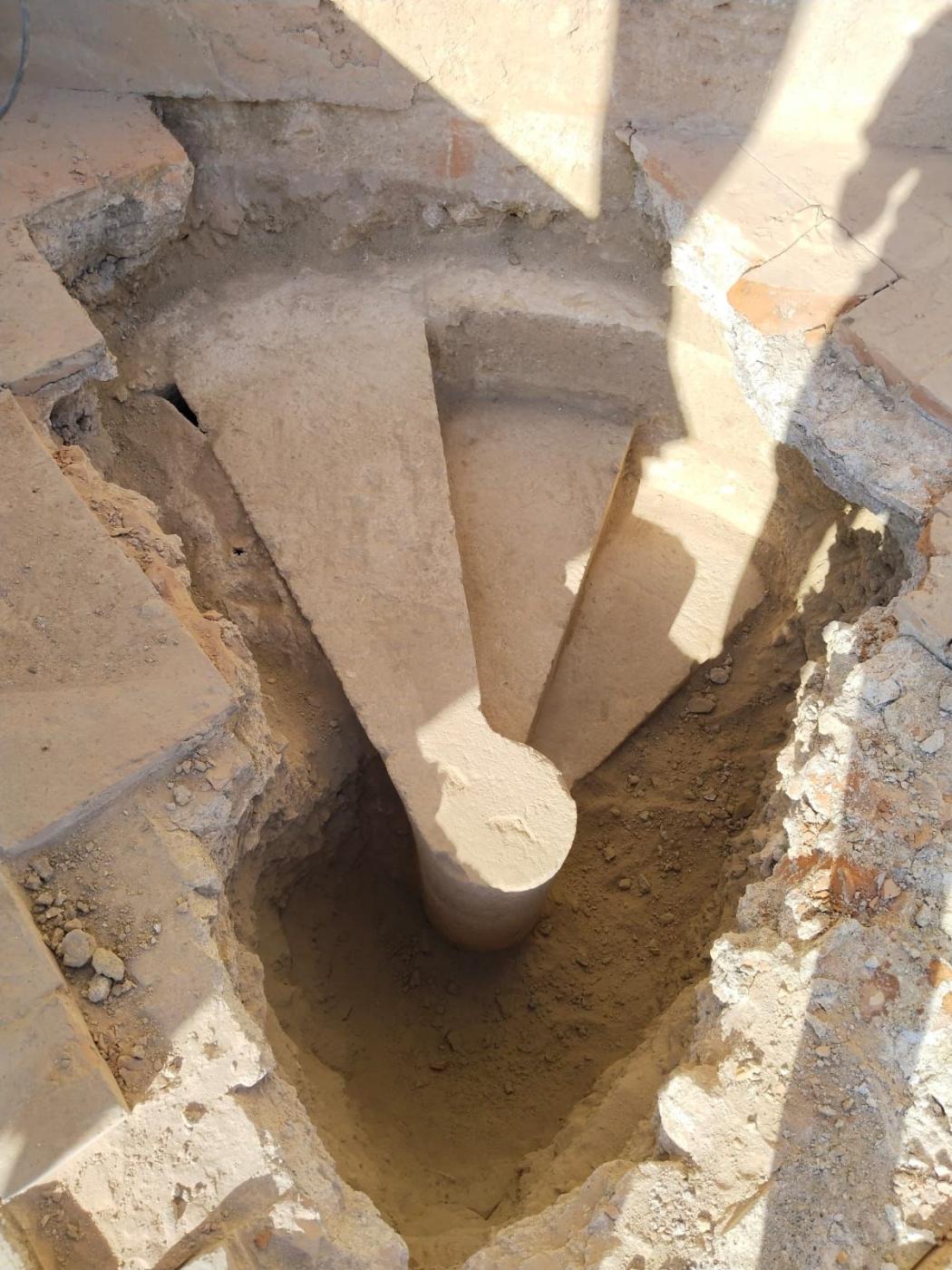 Escalera cegada que se ha descubierto durante las obras de la Catedral