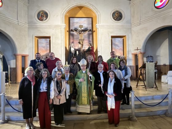 Visita Pastoral-Monseñor León-Parroquia Sta Maria y San Miguel-Alcala de Guadaira-Feb25 (11)