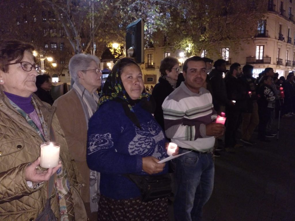 “No es humano criminalizar a las personas migrantes sin papeles”