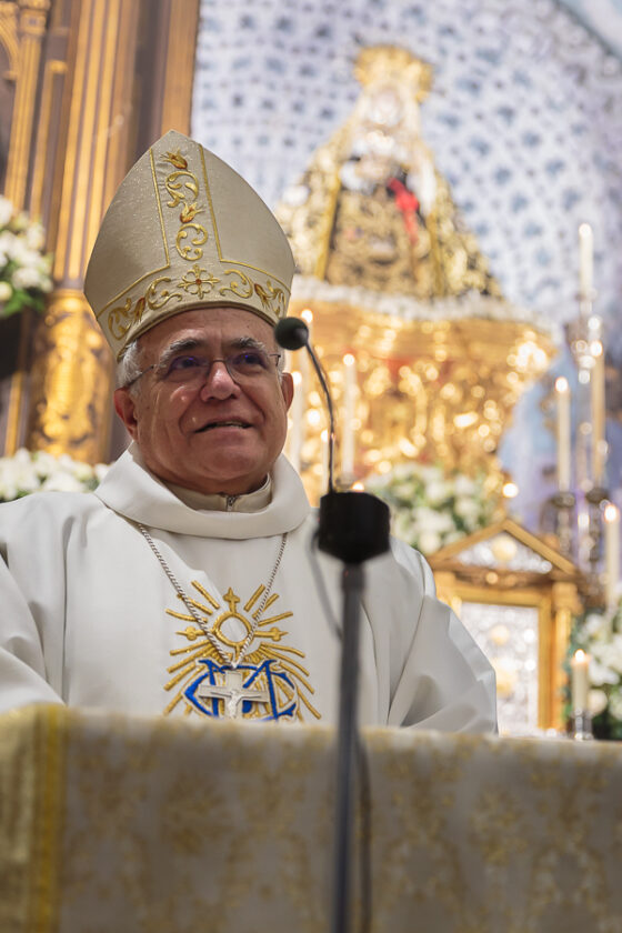 Monseñor Demetrio Fernández valora la capacidad de escucha del nuevo Papa