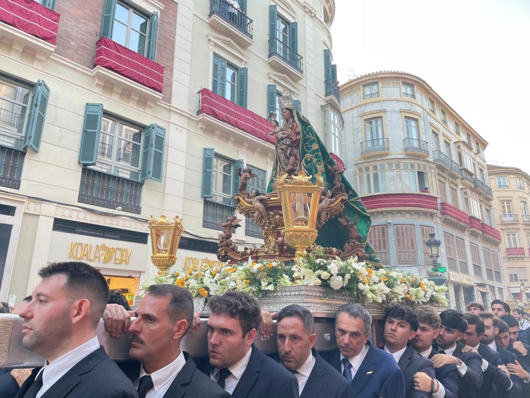 Imágenes de la procesión del Corpus Christi por las calles de Málaga ...