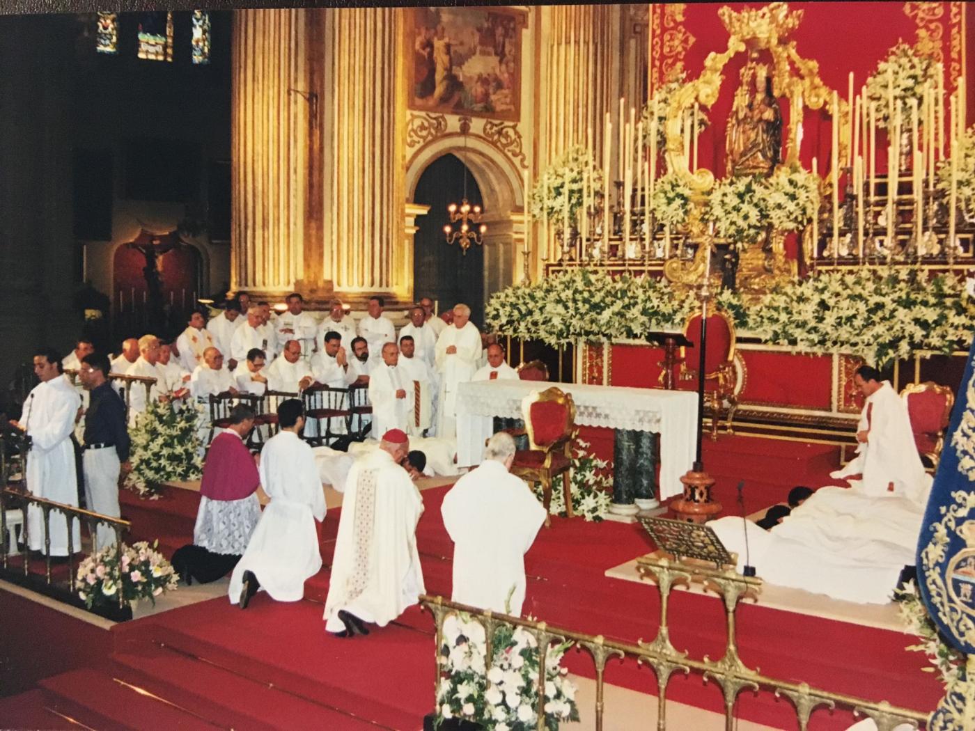 Ordenación sacerdotal del 2 de septiembre del año del Gran Jubileo del 2000