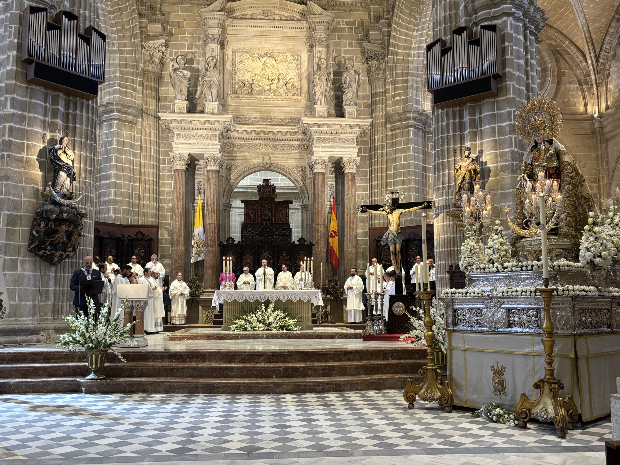 La Santa Iglesia Catedral acoge la festividad de la Virgen del Carmen