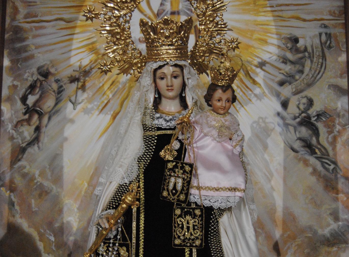 Imagen de la Virgen del Carmen, titular de la Hermandad de Rincón de la Victoria, que se venera en la parroquia y que saldrá en procesión el día 16