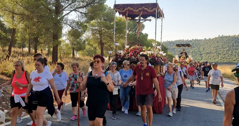 La Virgen de la Cabeza de Huéscar recibió, un año más, el cariño y la devoción de los oscenses