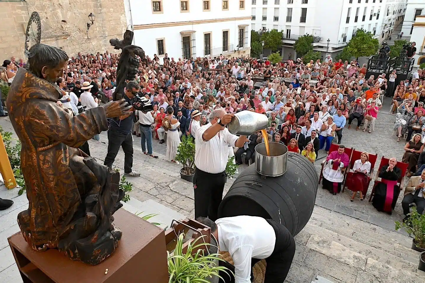 Asidonia-Jerez presente en el acto de la Pisa de la Uva de Jerez