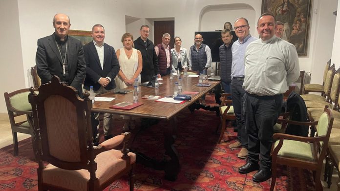 Formado el Equipo de Evangelización para la consulta diocesana