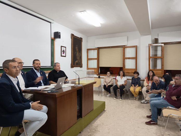 La Agrupación de Cofradías de Cabra aprueba el cambio de la Carrera Oficial