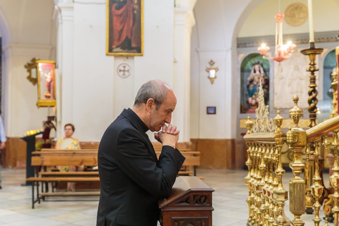 La Agrupación invita a los cristianos a participar en el proceso de renovación pastoral