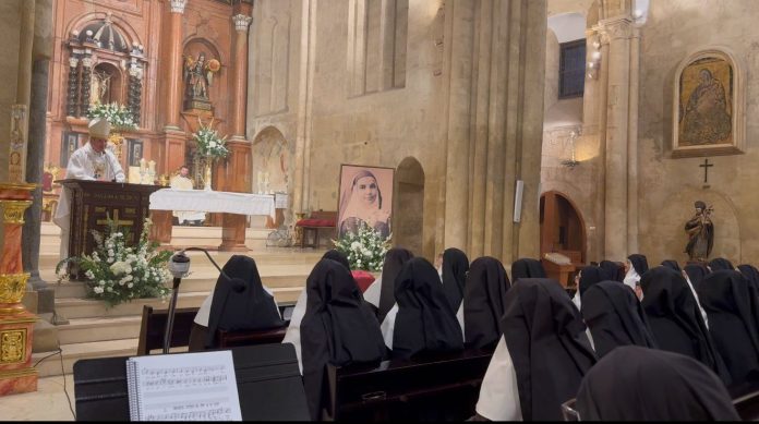 “Sois un regalo para la Iglesia y para los afligidos y pobres que claman al Señor”