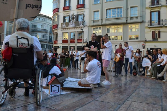 Una visita a Calor y Café, en el Día de las Personas sin Hogar, abre Iglesia Noticia