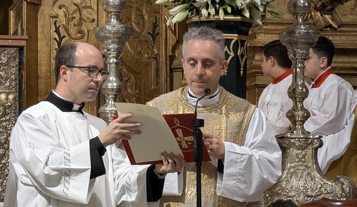 El sacerdote D. Roberto Romero Barello ya es párroco de Santa María de la O de Sanlúcar de Barrameda