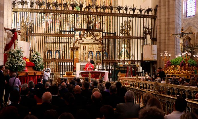 La familia cofrade gana el jubileo en la Catedral