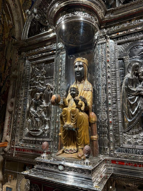 2025-12-12 Inicio peregrinación Montserrat (3)