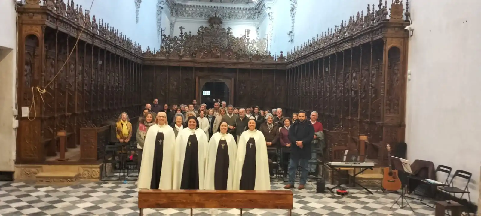 Renovación de votos de las Carmelitas Mensajeras del Espíritu Santo en la festividad de San Juan de la Cruz