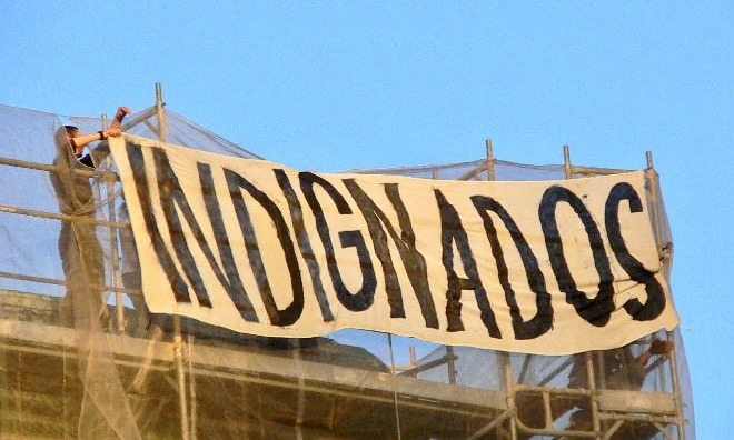 CATÓLICOS INDIGNADOS, por Jesús Martín Gómez