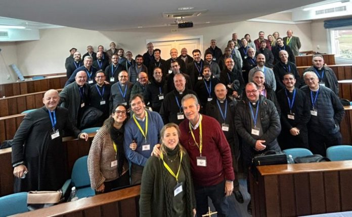 Encuentro de sacerdotes de Andalucía con los fundadores de Proyecto Amor Conyugal