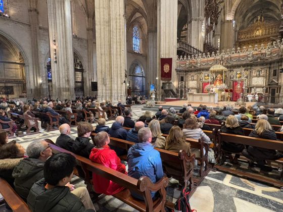 Catedral de Sevilla, bautismo del Señor, Misa Trece TV (2)