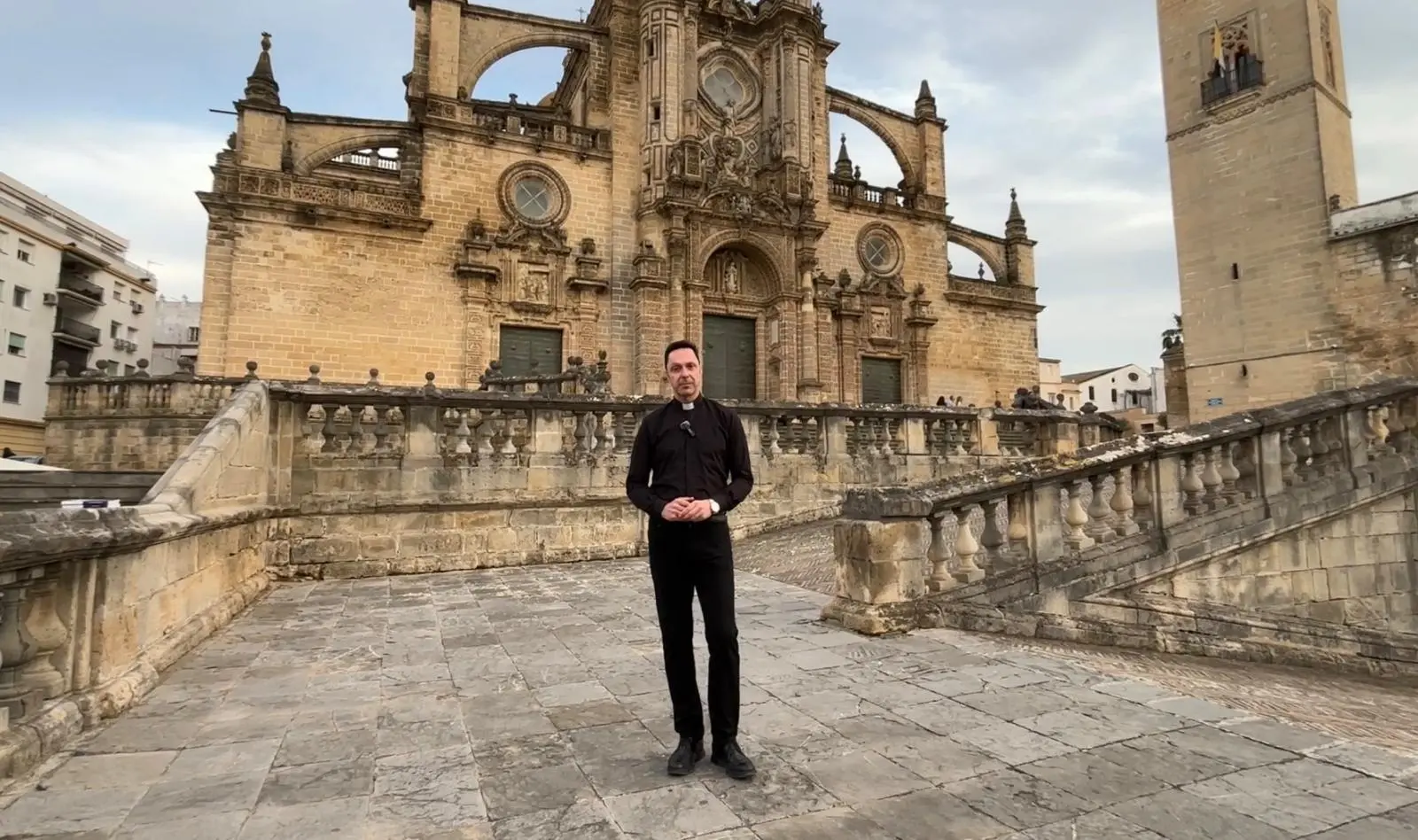 “Cine con valores” con D. Francisco Varela nos propone dos películas para vivir la Semana Santa