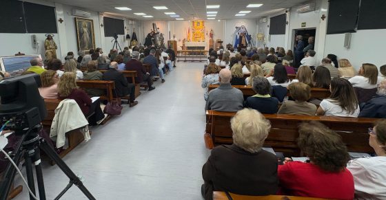 Parroquia San José, Dos Hermanas, Eucaristía (25)