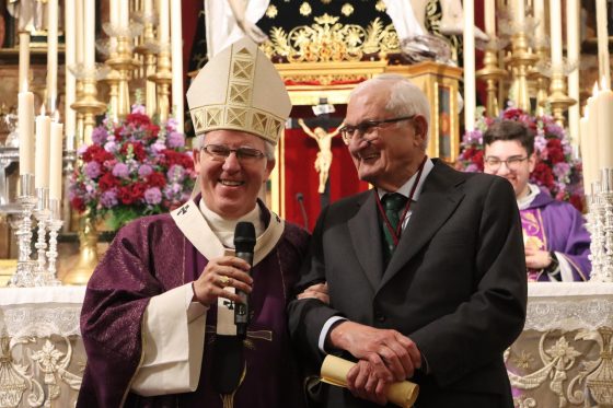 2026-03-07 Medalla Pro Ecclesia Hispalense a Diego Roldán, Viso del Alcor, Sevilla (7)