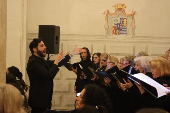 Viacrucis de la Pía Unión, Sevilla, monseñor Saiz Meneses (10)