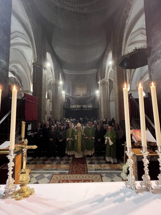 Visita Pastoral a Santa Maria de Mesa Utrera feb 26 (10)